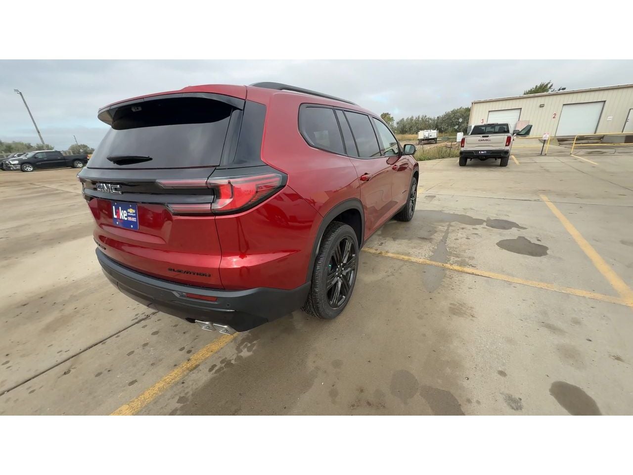 2027 GMC Acadia Elevation