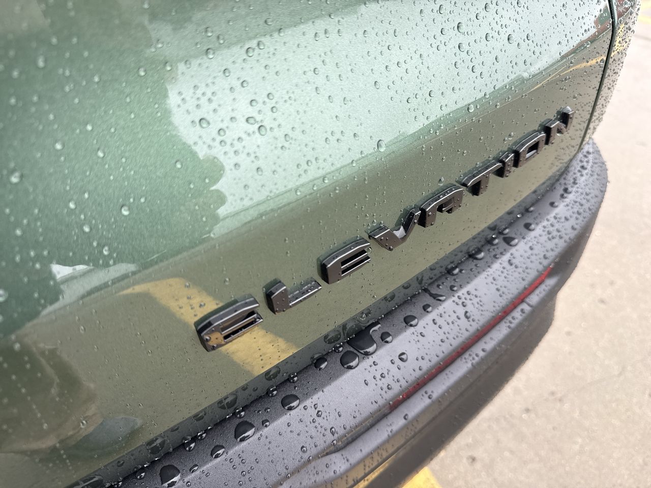 2027 GMC Acadia Elevation