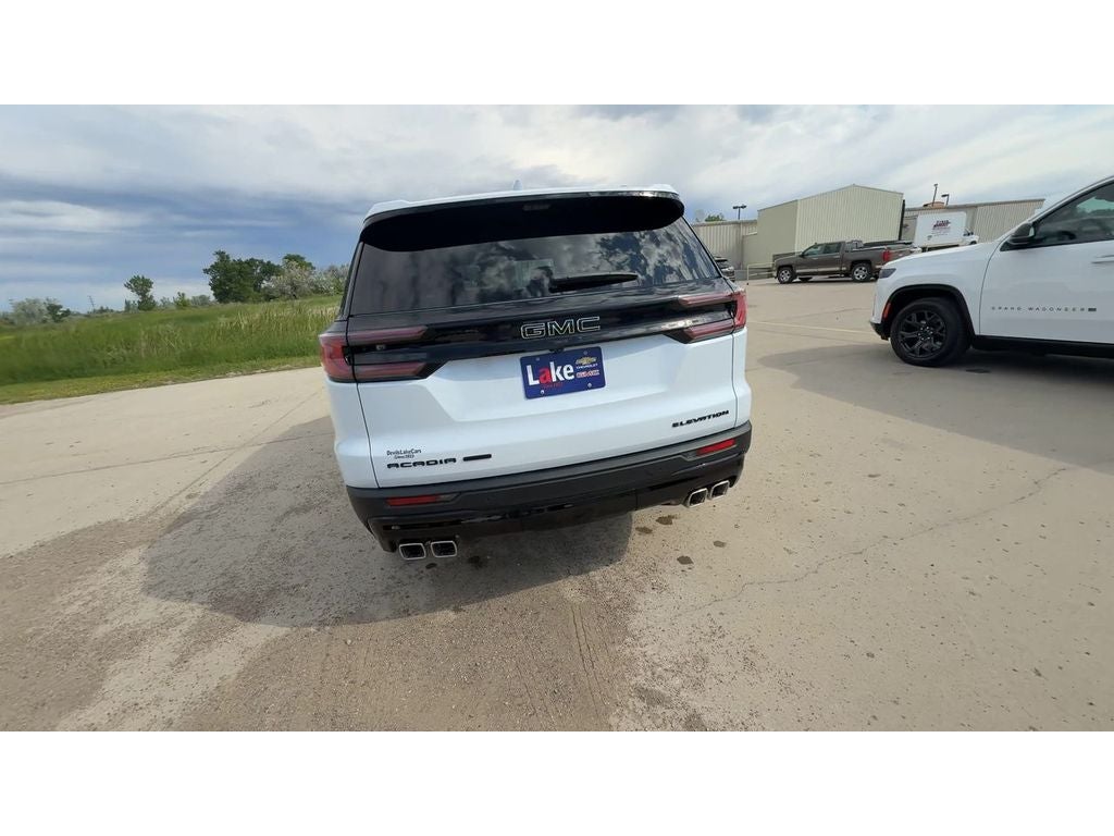 2026 GMC Acadia Elevation