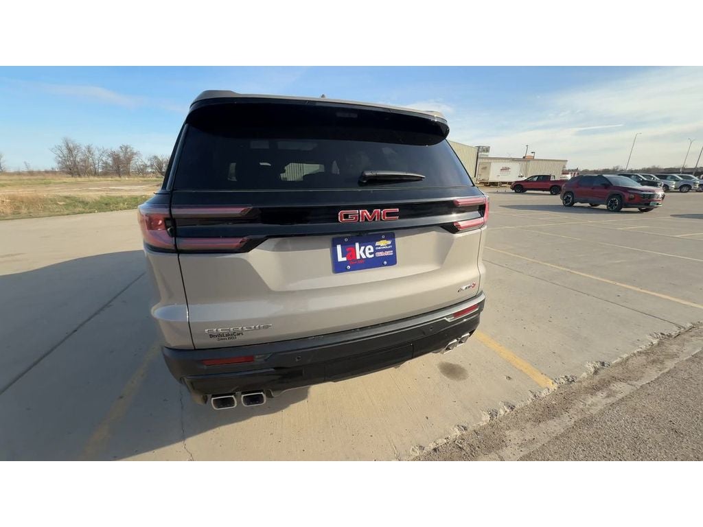 2026 GMC Acadia AT4