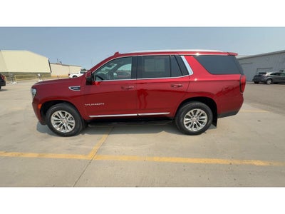2023 GMC Yukon SLT