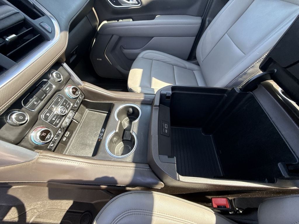 2021 GMC Yukon XL SLT