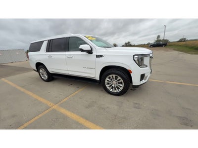 2023 GMC Yukon XL SLT