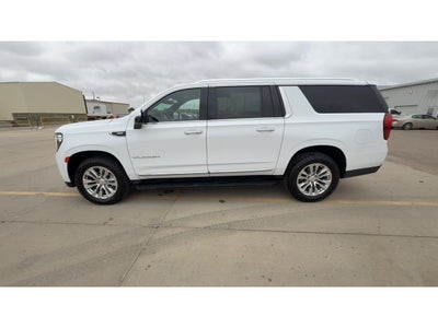 2023 GMC Yukon XL SLT