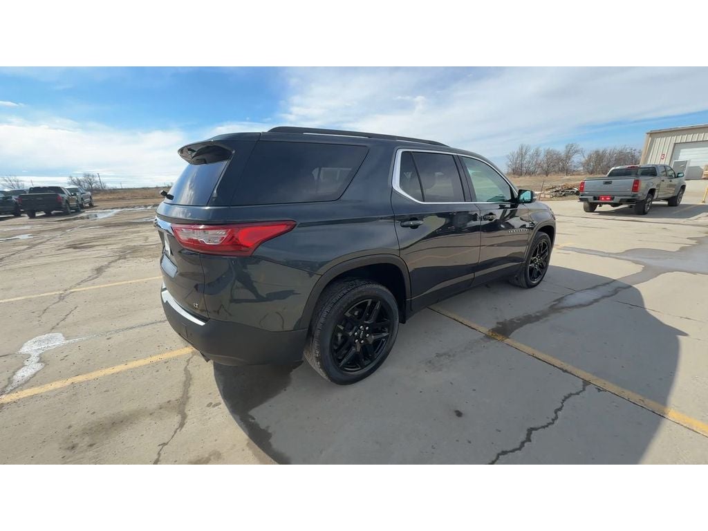 2021 Chevrolet Traverse LT Leather