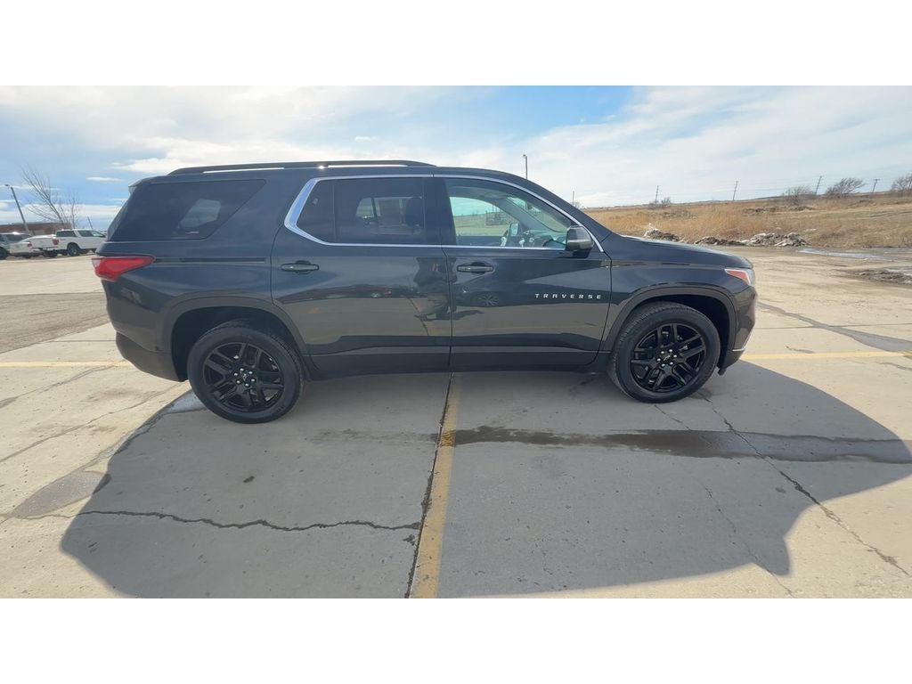 2021 Chevrolet Traverse LT Leather