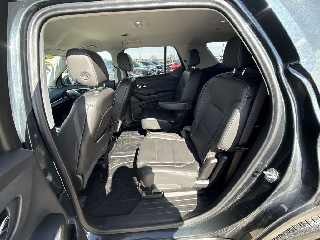 2021 Chevrolet Traverse LT Leather