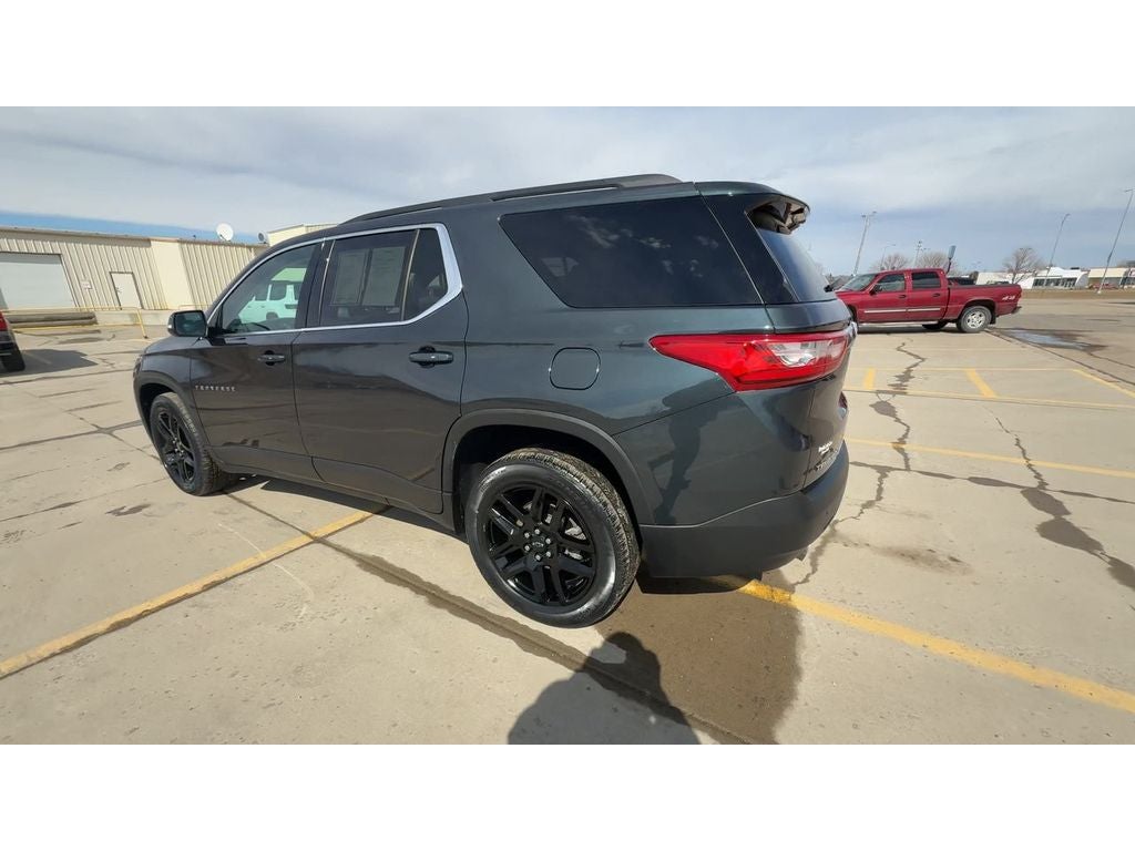2021 Chevrolet Traverse LT Leather