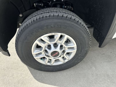 2025 GMC Sierra 2500 HD Pro