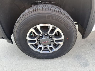 2026 GMC Sierra 3500 HD SLE