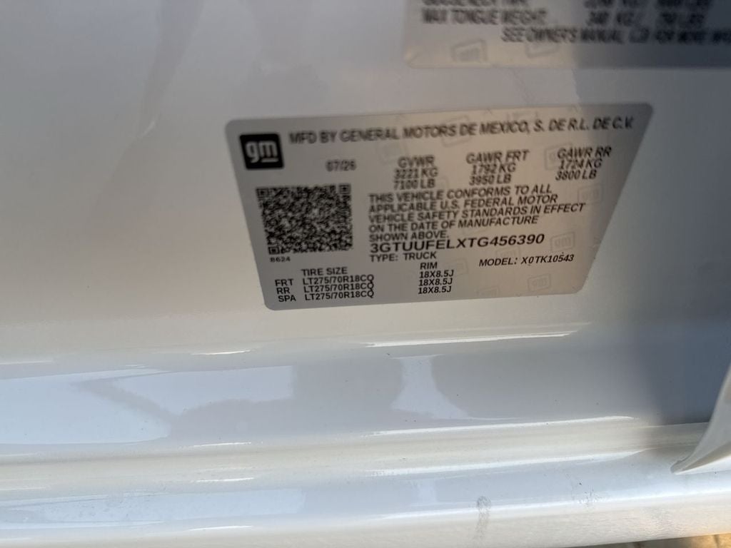 2026 GMC Sierra 1500 AT4X - Photo 14