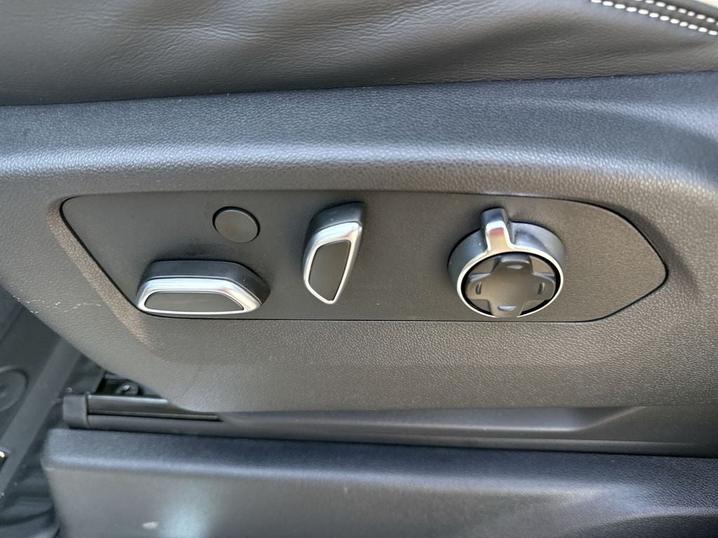 2026 GMC Sierra 1500 AT4X - Photo 17