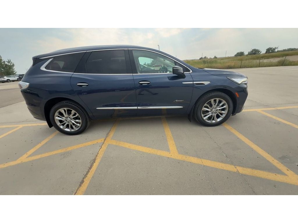 2023 Buick Enclave Avenir