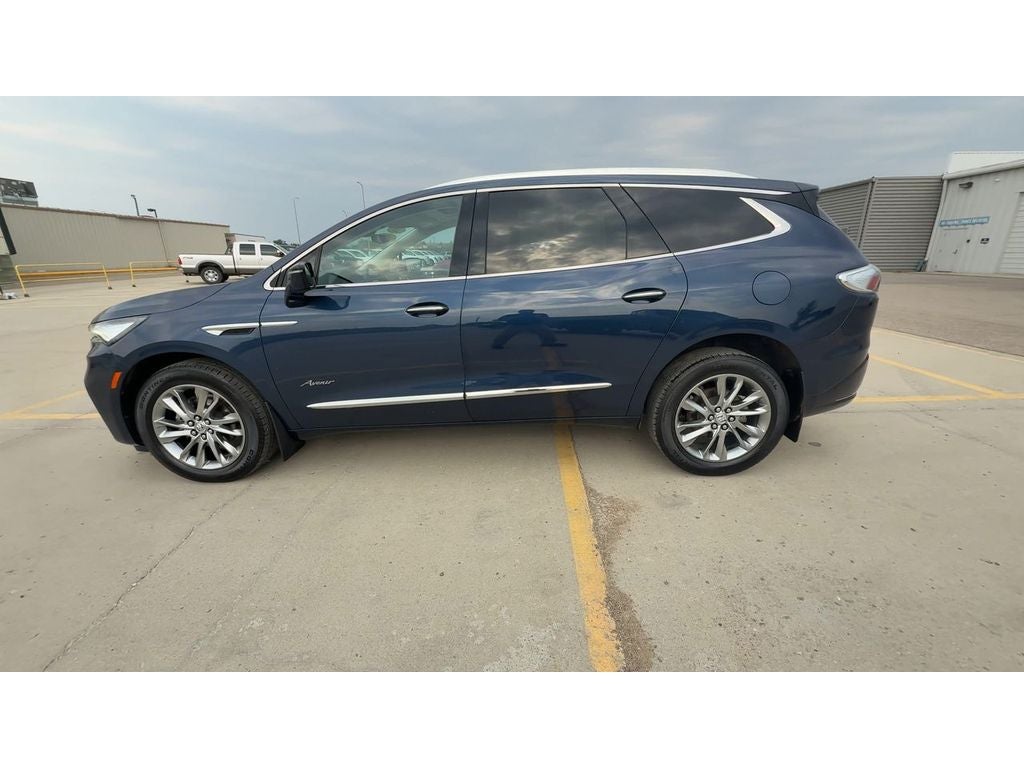2023 Buick Enclave Avenir